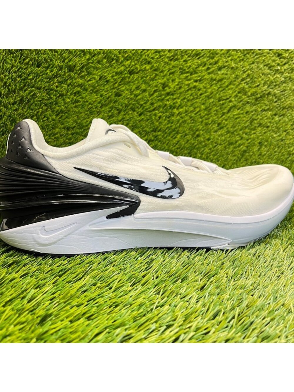 Nike Air Zoom GT Cut 2 TB Promo Mens Size 15 White Basketball Shoes Sneakers